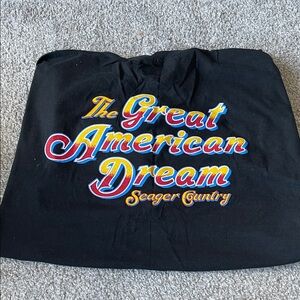 Seager Black Short Sleeve Tee